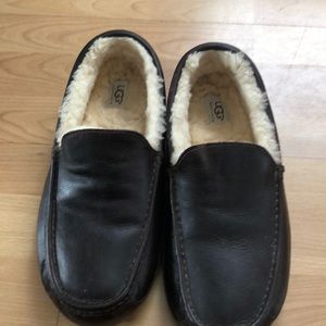 Men’s Ugg leather slipper